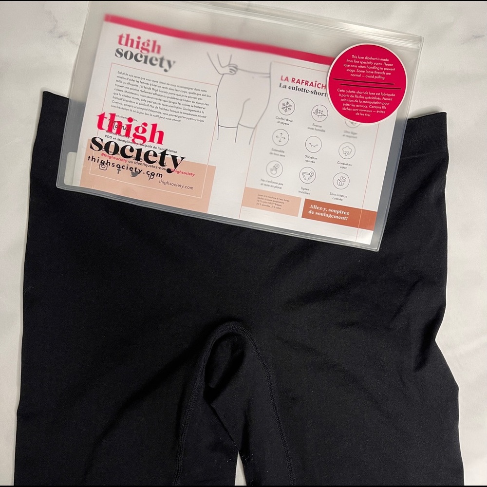 Thigh society shorts medium